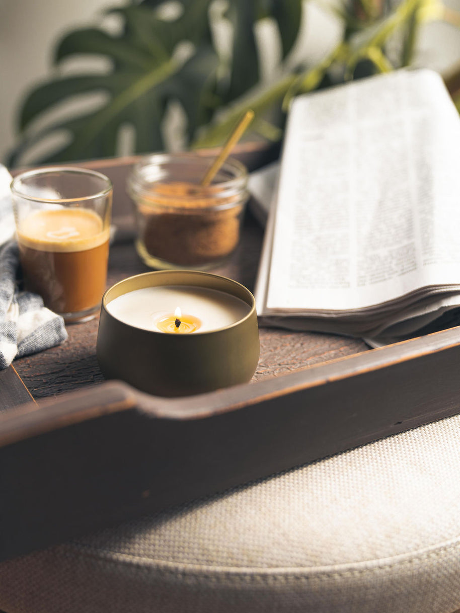 Custom Candles: For weddings, gifts, and corporate events