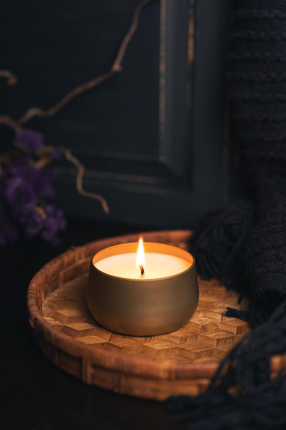 Custom Candles: For weddings, gifts, and corporate events